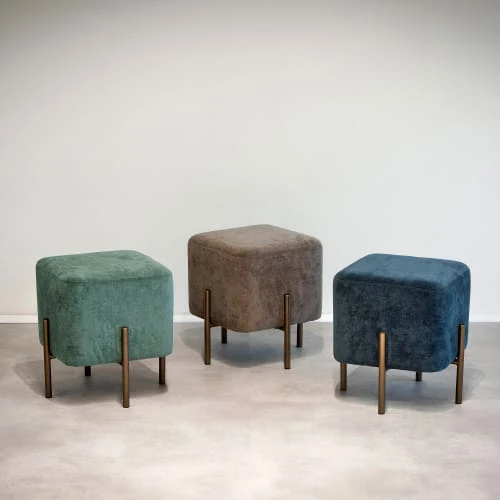 Pouf carré en velours bleu pétrole Pomax Poufs Pouf Carré En Velours Bleu Pétrole -Magasin De Chaises pouf carre en velours bleu petrole 1