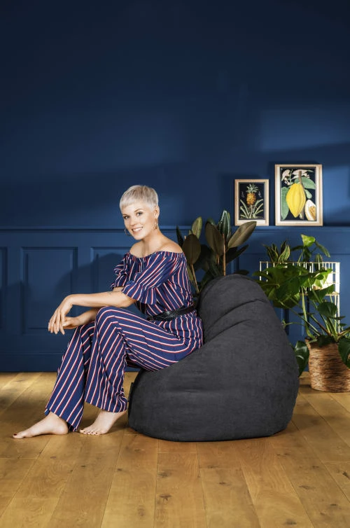 Pouf design d'intérieur en velours noir Sitting Point Poufs Pouf Design D'intérieur En Velours Noir -Magasin De Chaises pouf design d interieur en velours noir 2