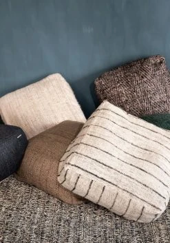 Bazar Bizar Poufs Pouf En Coton Beige -Magasin De Chaises pouf en coton beige 2