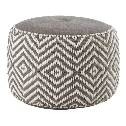 Pouf en coton gris et blanc Maisons Du Monde Poufs Pouf En Coton Gris Et Blanc -Magasin De Chaises pouf en coton gris et blanc 1000 14 25 157383 1