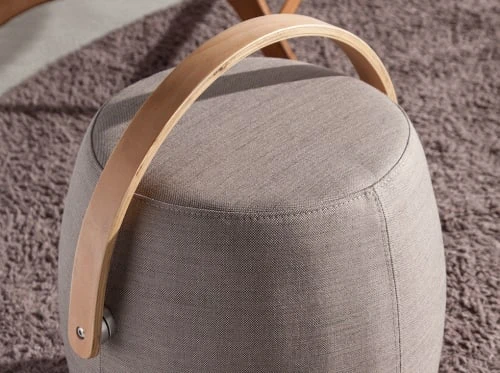 Pouf en tissu gris avec anse en cuir marron Angel Cerda Poufs Pouf En Tissu Gris Avec Anse En Cuir Marron -Magasin De Chaises pouf en tissu gris avec anse en cuir marron 2