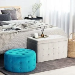 Beliani Poufs Pouf En Velours Bleu Ciel ⌀ 55 Cm -Magasin De Chaises pouf en velours bleu ciel 55 cm 1