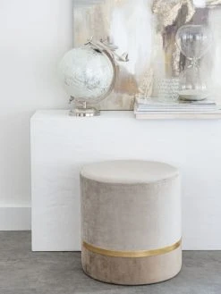 Maisons Du Monde Poufs Pouf En Velours Gris Clair Et Métal Doré -Magasin De Chaises pouf en velours gris clair et metal dore 1000 16 14 212312 4